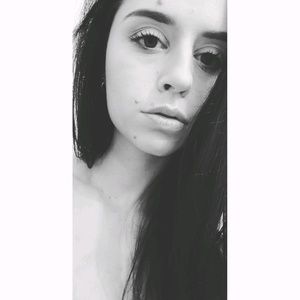 Meet your Posher, Kaitlyn